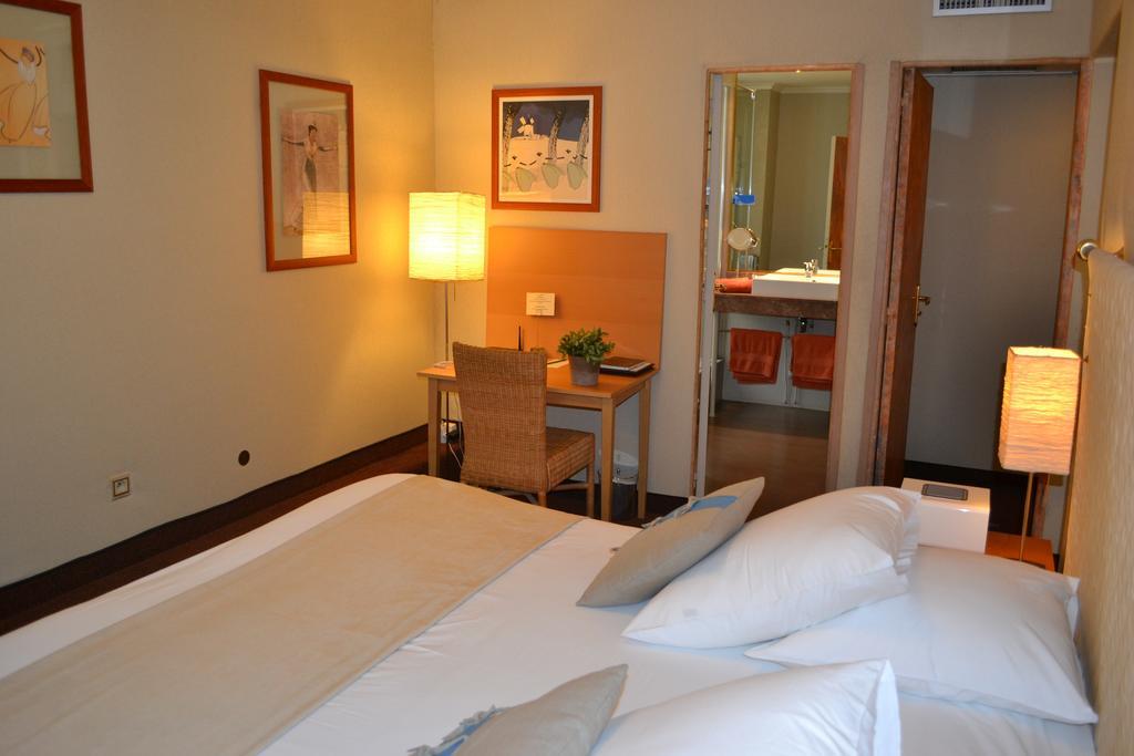 Saint Ferreol Hotel Marseille Room photo